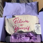 Spa gift set λεβάντας με νεσεσέρ και αρωματικά προϊόντα